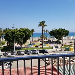 Deluxe In Beachfront Apartamento